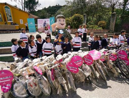 Las bicicletas serán administradas por el centro educativo y prestadas a los niños.