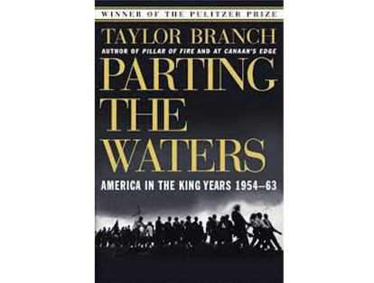 'Parting the Waters: America in the King Years 1954-1963' de Taylor Branch: en este libro, el autor presenta un relato magistral del movimiento de derechos civiles.