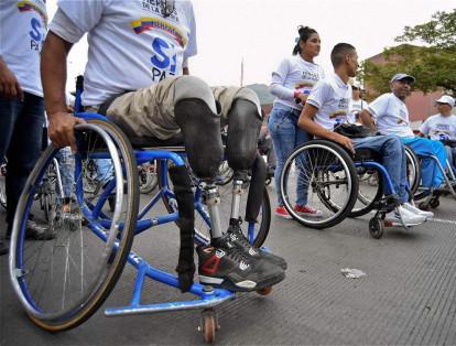 Más de 40 de los participantes iban en silla de ruedas y muletas.