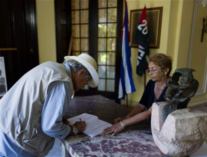 El mandatario electo Donald Trump  amenazó con poner fin al acercamiento entre Washington y La Habana.