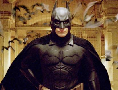 En 2005, la película Batman Begins enfrentó al héroe, interpretado por Christian Bale, contra  El Espantapájaros (Cillian Murphy) y Ra's al Ghul (Liam Neeson).