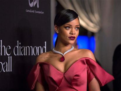 La cantante de 'Work', una de las canciones más famosas de este año, no podía faltar en la lista. Las ganancias de Rihanna fueron de 75 millones de dólares.