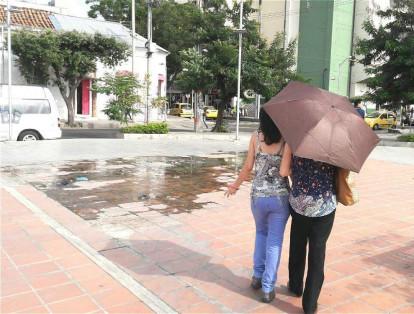 En algunos parques de Cúcuta se han presentado fugas de agua en zonas públicas.