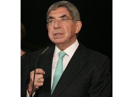 El expresidente costarricense Óscar Arias Sánchez consiguió el Nobel de Paz en 1987, en parte, por participar en los procesos de paz de Centroamérica durante los años ochenta.