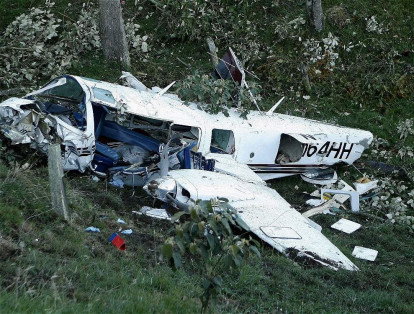 12 de septiembre de 2015: restos de una aeronave accidentada en el municipio de San Pedro de los Milagros, en Antioquia. Dos personas murieron y una resultó herida.