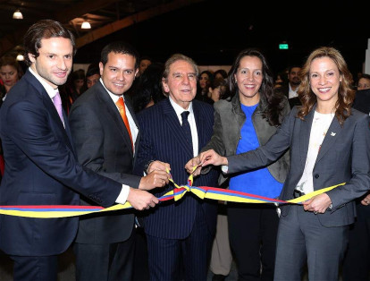 Felipe Jaramillo, Luis Gustavo Flórez, presidente de ACICAM, Leslie Stipek y Maria Claudia Lacouture ministra  de Comercio, Industria y Turismo.