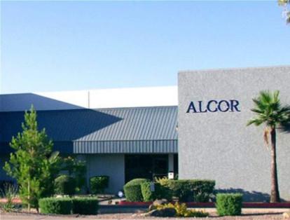 La empresa estadounidense Alcor realiza criogenización desde 1972. Este procedimiento busca preservar la vida humana mediante el uso de altas temperaturas y nitrógeno líquido.