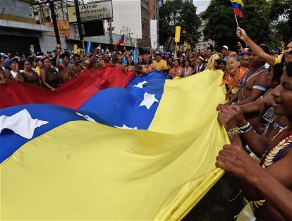 Miles de venezolanos madrugaron para protestar en Caracas.