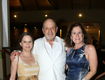 Diana Gómez, Juan José Reyes y Thalía Puente.