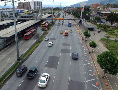 La instalación de la terminal, sobre la calle 193, busca reducir los trancones que se forman entre este punto y la estación de TransMilenio, Toberín.