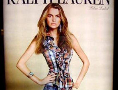 En el 2009, para esta campaña de Ralph Lauren, la marca editó el cuerpo de Flippa Hamilton para verse mucho más delgada.