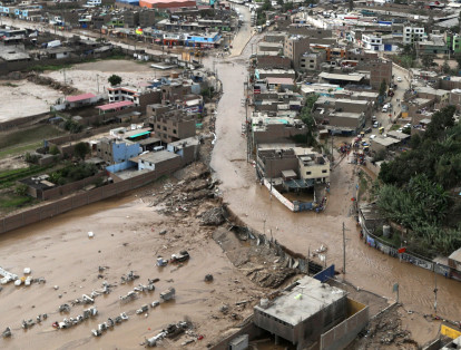 La vista aérea de Huachipa comprueba el caos que causaron las lluvias y las inundaciones de los últimos días.
