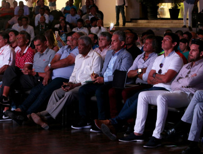 Diferentes técnicos colombianos y jugadores de fútbol de la liga profesional colombiana estuvieron presentes. Entre ellos, Faryd Mondragón, Francisco Maturana, Reinaldo Rueda, Alberto Gamero, Roberto Ovelar y Sebastián Viera.