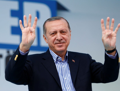 Racep Tayyip Erdogan, presidente de Turquía, alcanza los 8.950.421 me gusta en Facebook. Fue elegido en 2014 y desde el 2003 fue Primer Ministro.