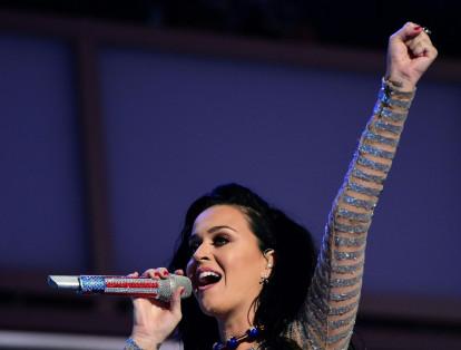 Los vecinos de Katy Perry se quejan por lo ruidosas que son sus relaciones sexuales.