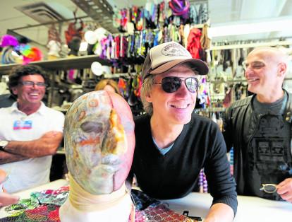 En su último show itinerante, Séptimo Día, inspirado en la banda de rock argentina Soda Stereo, ha vendido 350.000 boletas en su inicio de gira en el país porteño.