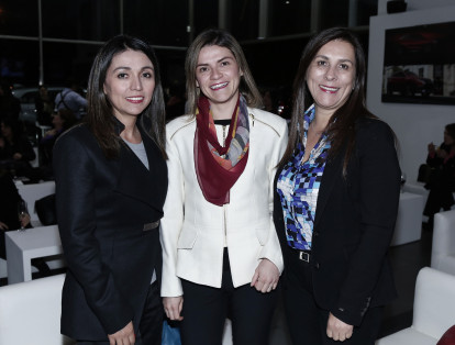 Beatriz Alzate, Silvia Palacios y Mariluz Veloza.