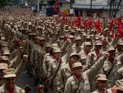 Uno de ellos fue el presidente de Colombia, Juan Manuel Santos, que hizo un llamado a la cordura. Además, aseguró que su gobierno ve ‘con preocupación militarización’ en el vecino país.