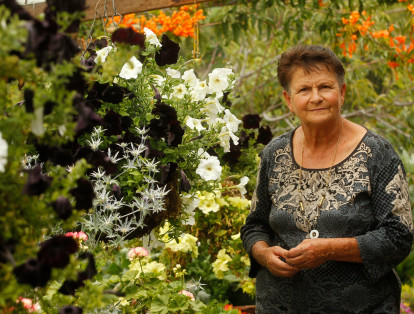 Ofelia Correa Vélez, floricultora y dueña del lugar, es quien se encarga diariamente de este particular museo.