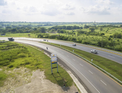 5. La autopista Córdoba-Sucre: Incluye 120 kilómetros de doble calzada y otros 260 de rehabilitación.
