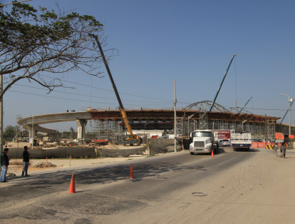 Nuevo puente Pumarej: Su longitud es de 2,25 kilómetros y contará con viaducto y accesos. La obra terminaría en mayo del 2018.