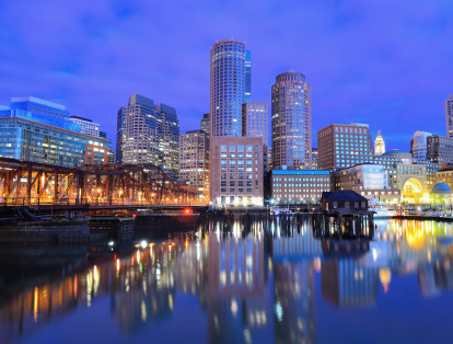Boston #5
Con una red extensiva de más de universidades, más que todo Harvard y MIT, Boston cuenta con una concentración alta de gran talento en ciencias, ingeniería y tecnología. Su ecosistema ya es maduro y capaz de crear startups competitivos pero el nuevo talento lo mantiene joven.