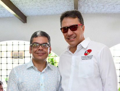 Alonso Herrán García y Rodolfo Molina, presidente de la Fundación Festival Vallenata.