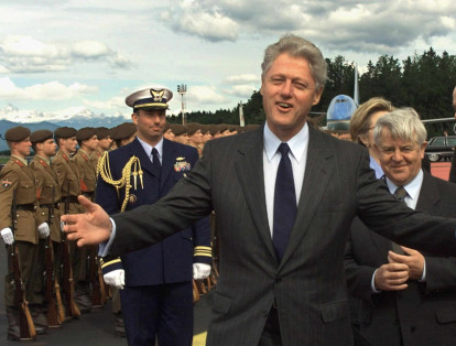 Bill Clinton fue elegido Presidente de los Estados Unidos a sus 47 años. Su mandato inició en 1993 y terminó en 2001.