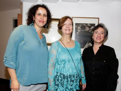 Francisca Muñoz, Camila Reimers y Silvia Alfaro