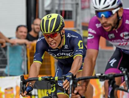 El australiano Caleb Ewan (Orica) derrotó este viernes, en un poderoso esprint, al colombiano Fernando Gaviria, para lograr la séptima etapa del Giro de Italia.