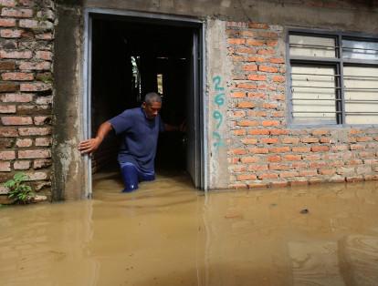 En Cali y Candelaria se encuentran afectadas 600 familias tras los altos niveles del río Cauca.