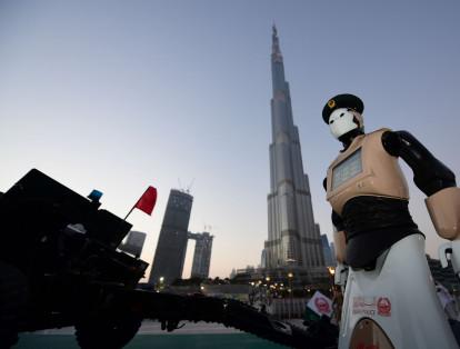Robot policía en Dubai