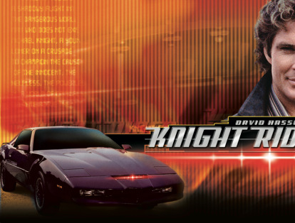 La serie ‘Knight Rider’ (‘El auto fantástico’) narra la historia de un hombre que combate la injusticia conduciendo un prototipo de automóvil de alta tecnología. El automóvil, llamado KITT (Knight Industries Two Thousand), incorpora una computadora central que realmente es IA (inteligencia artificial) autoconsciente, con capacidad de hablar e interactuar como si fuese una persona normal.