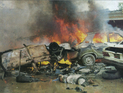El 15 de abril de 1993 explotó un carro bomba con 150 kilos de dinamita frente al centro comercial Centro 93, en carrera 15 con calle 93. El ataque destrozó 100 almacenes y dejó pérdidas cercanas a los 1.500 millones de pesos. Además, dejó 242 heridos y 8 muertos.