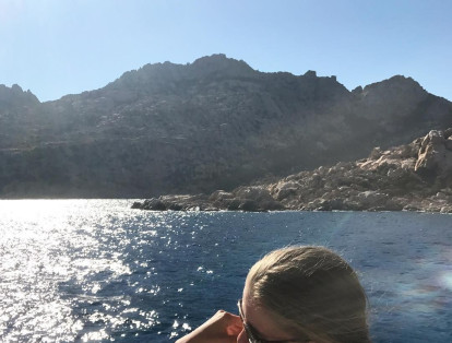 Luego de la ceremonia, la pareja tomó su luna de miel en la costa francesa. Con imágenes en su cuenta de Instagram, Victoria ha compartido su recorrido con sus 167.000 seguidores.