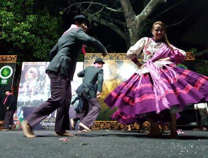 Este año se celebró la versión 57 del Festival Folclórico y Reinado Nacional del Bambuco, una fiesta que se codea con eventos de talla como el Carnaval de Barranquilla, La Feria de Cali y el Carnaval de Blancos y Negros, de Pasto.