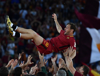 El capitán Francesco Totti siempre será recordado por la afición romana. Ahora tiene la tarea de mostrar su talento en la parte administrativa, tras 25 años como futbolista.