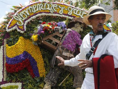 Estos artistas florales clausuraron por todo lo alto la Feria de las Flores, que por 11 días deleitó a locales y visitantes con una variada programación.