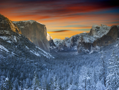 Valle Yosemite

Yosemite es el valle glaciar ubicado en California, Estados Unidos. Como parte de sus atractivos se encuentra la abundante flora y fauna de este lugar, declarado Patrimonio de la  Humanidad por la Unesco. Además, tiene una temperatura promedio de 31°C.