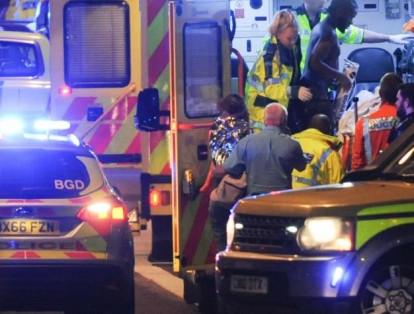 Londres, 3 de junio del 2017 Este día en el Punte de Londres, tres personas atropellaron en una furgoneta a una veintena de peatones. Luego bajaron del vehículo y apuñalaron a varias personas hasta que la policía los abatió.