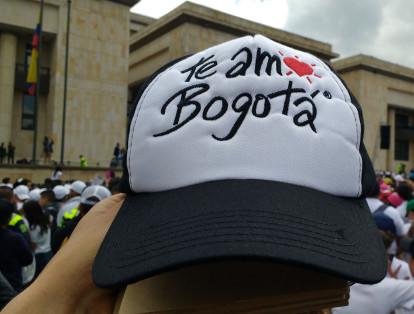 No faltaron quienes quisieron demostrar su afecto por Bogotá durante la visita papal.