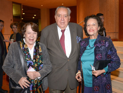 Teresa Morales, Jorge Cárdenas y Clara Teresa Cárdenas.