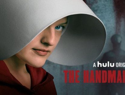 The Handmaid's Tale es una serie de televisión estadounidense basada en un libro que recibe el mismo nombre. Solo tiene una temporada de 10 capítulos. Se espera un relanzamiento para el 2018.