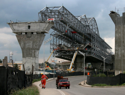 Los carriles del nuevo puente Pumarejo mejorarán el flujo vehicular entre el Atlántico y Magdalena.
