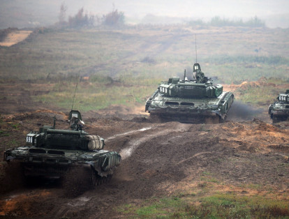 Según el Ministerio de Defensa de Bielorrusia, estas maniobras militares se hicieron con "un carácter puramente defensivo" y además, aseguraron que no estaban "dirigidas contra ningún país en particular".
