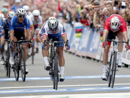 El ciclista Peter Sagan se consagró, nuevamente, como Campeón Mundial.