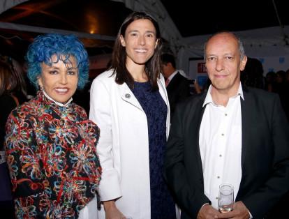 Ana Marta de Pizarro, Cecile Renaudo y Dario Colmenares.