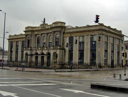 Inaugurada el 20 de julio de 1917, actualmente funciona como la parada principal del Tren Turístico de la Sabana.