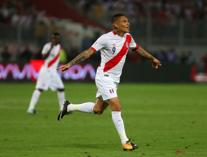 Guerreo,tras un tiro libre, le dio vida a Perú, empata 1-1 con Colombia.