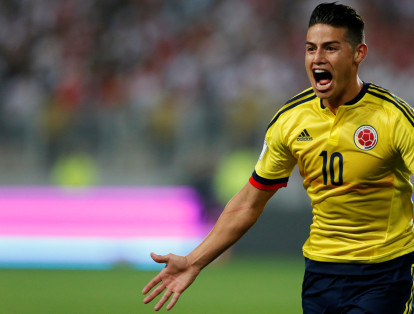 El delantero colombiano James Rodríguez celebra el gol ante Perú.
